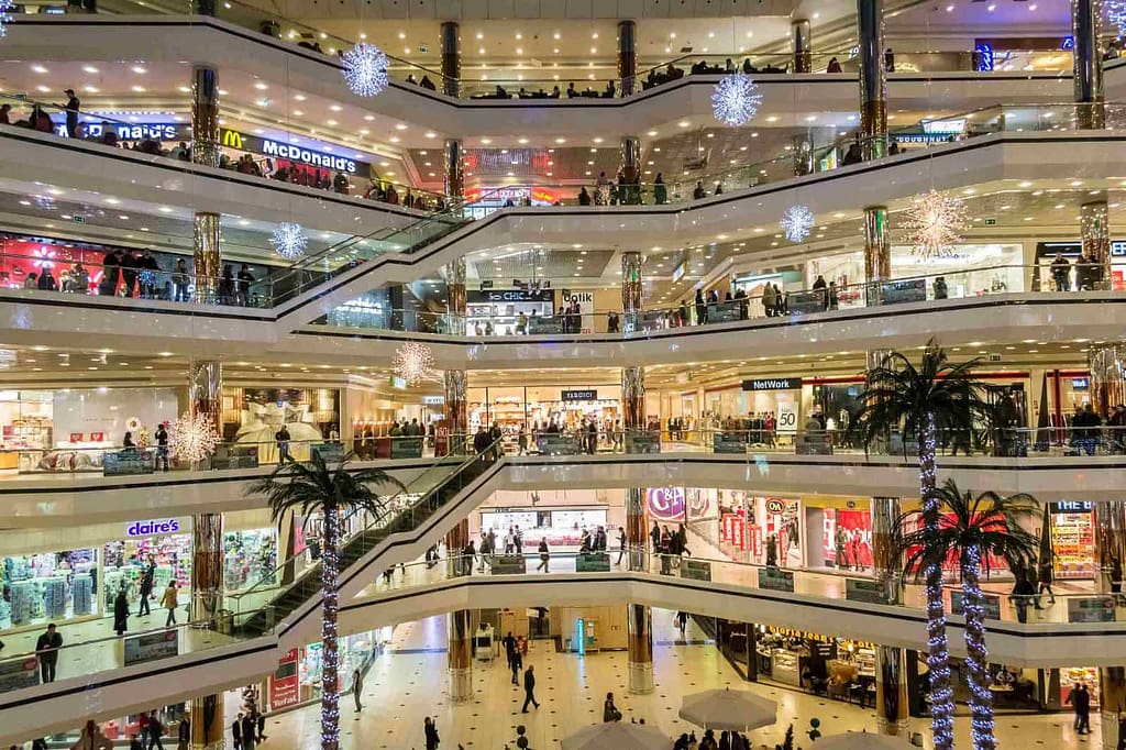 shoping mall image